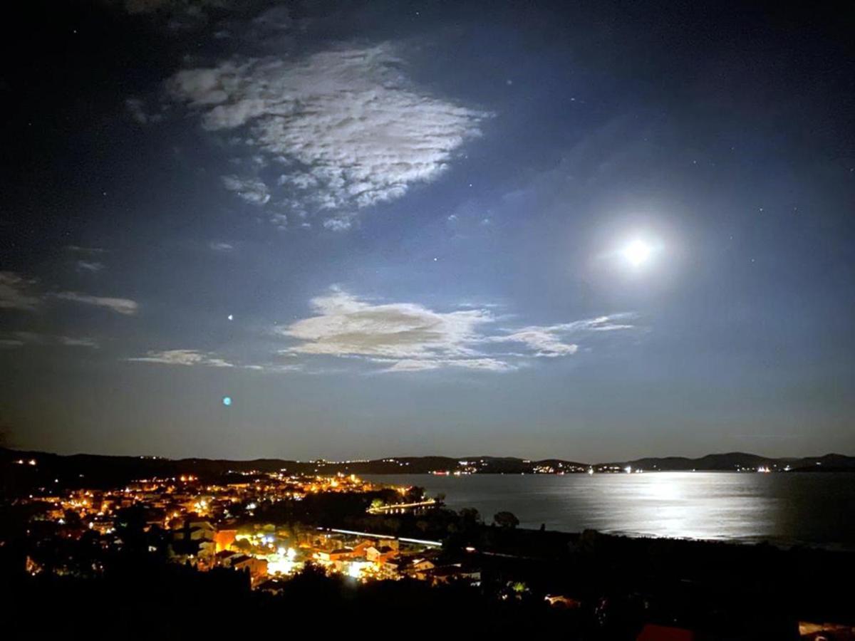 Antico Casale Tiravento Aparthotel Passignano sul Trasimeno Exterior photo
